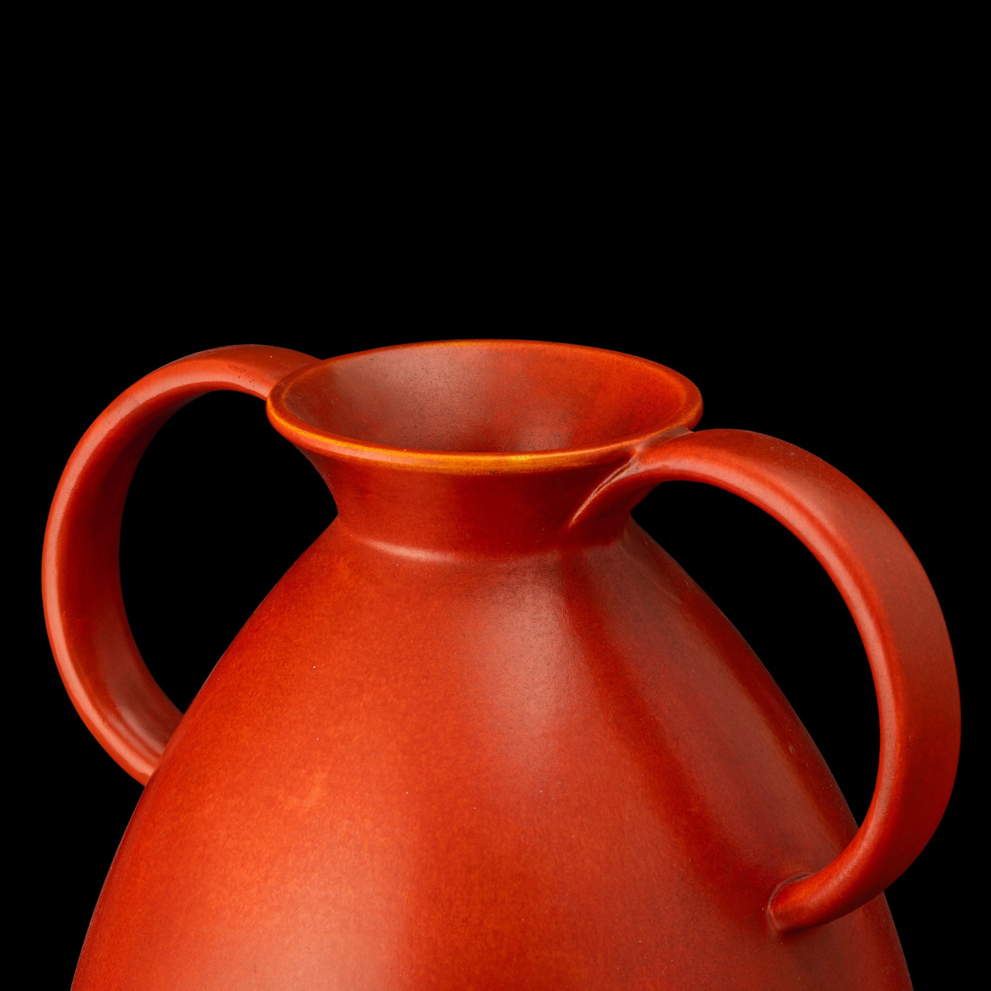Guido Andloviz - Laveno, Vaso a uovo in terraglia a colaggio (1940 ca.)