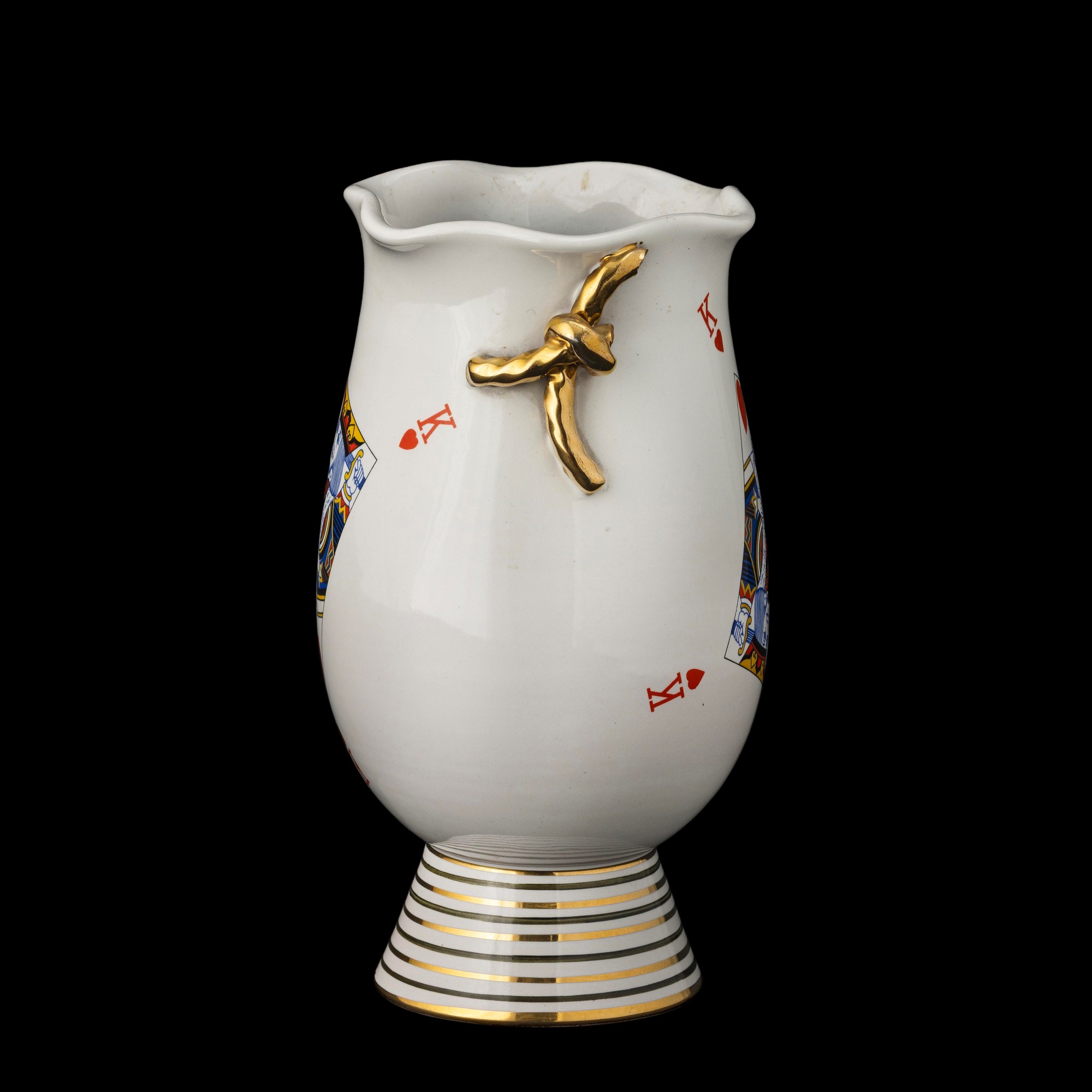 Rometti, Umbertide, Piccolo vaso in terraglia con decoro a carte da gioco, 1940 ca.