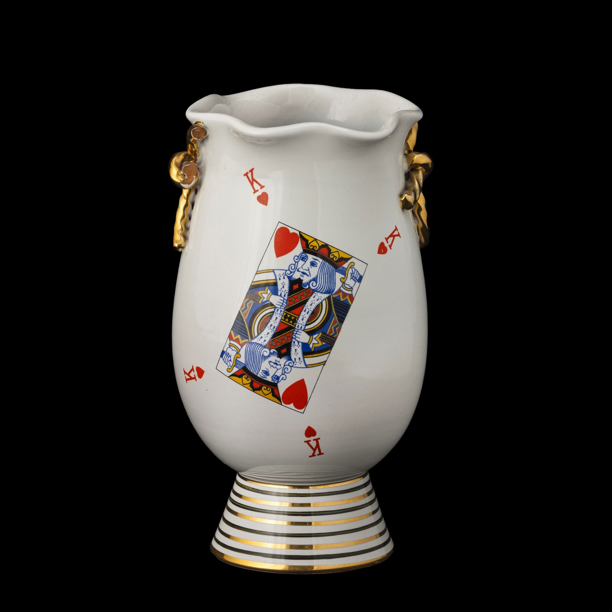 Rometti, Umbertide, Piccolo vaso in terraglia con decoro a carte da gioco, 1940 ca.