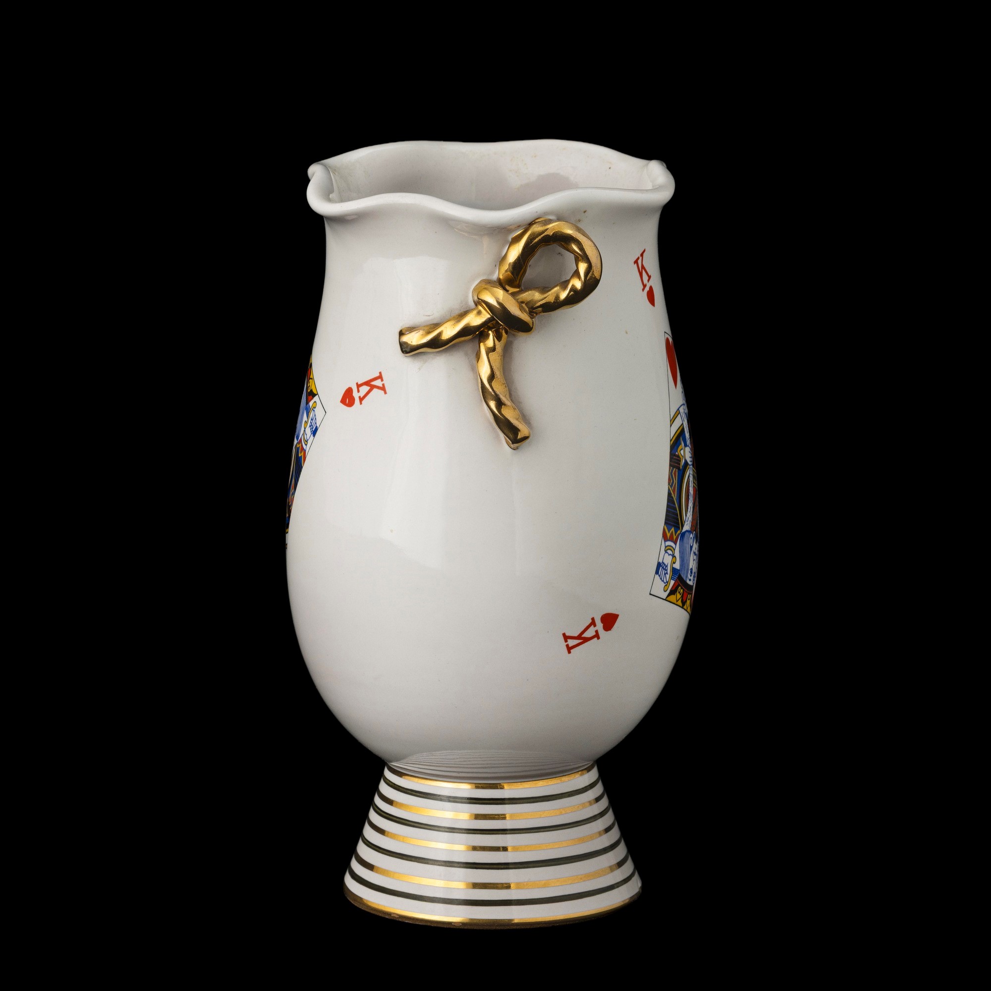 Rometti, Umbertide, Piccolo vaso in terraglia con decoro a carte da gioco, 1940 ca.