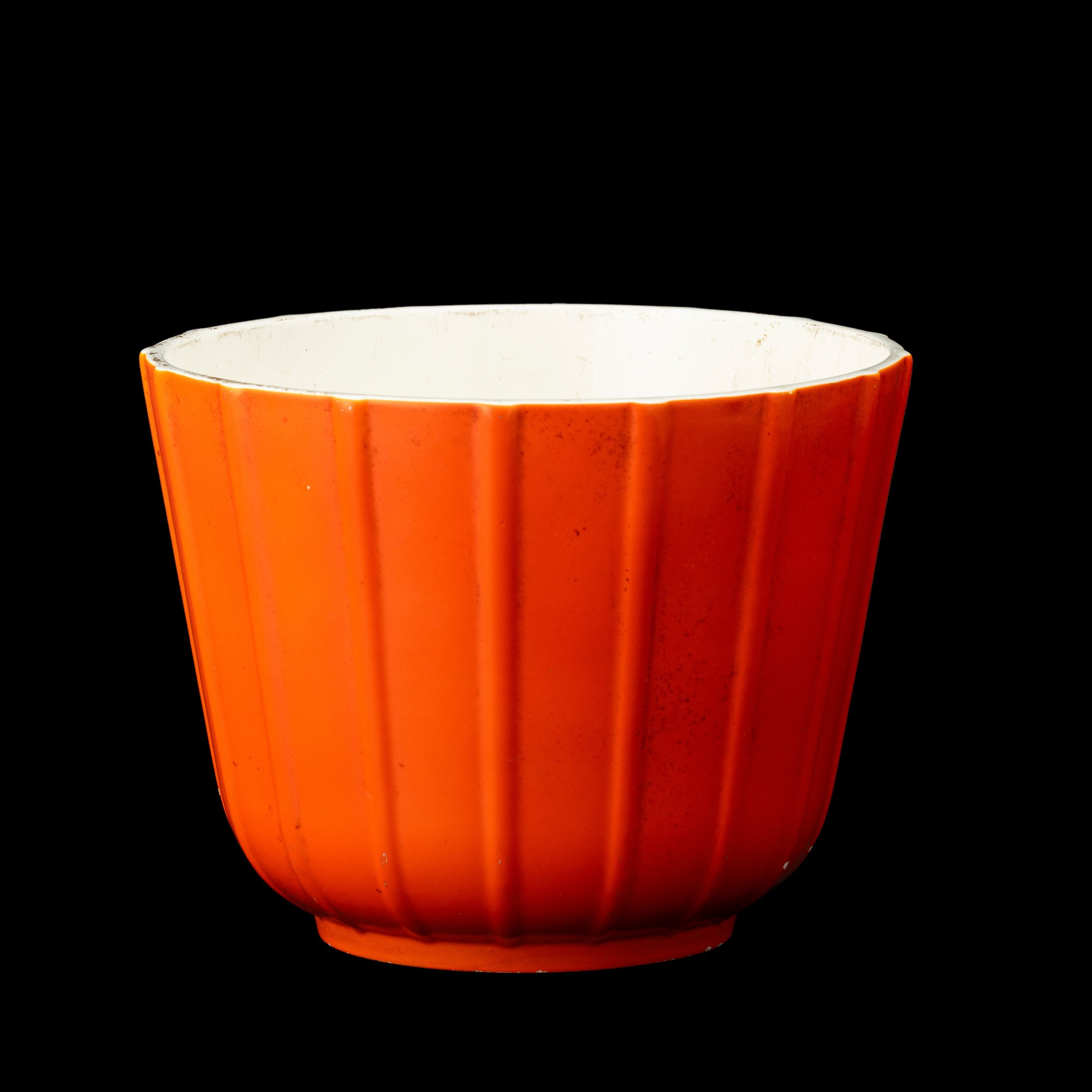S.C.I., Laveno, Portavaso in terraglia a colaggio a costolature verticali, 1935 ca.
