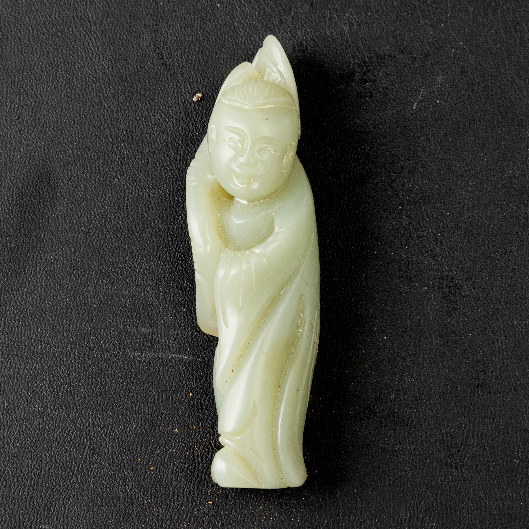 Figura di saggio in giada celadon, Cina, Dinastia Qing (XIX secolo)