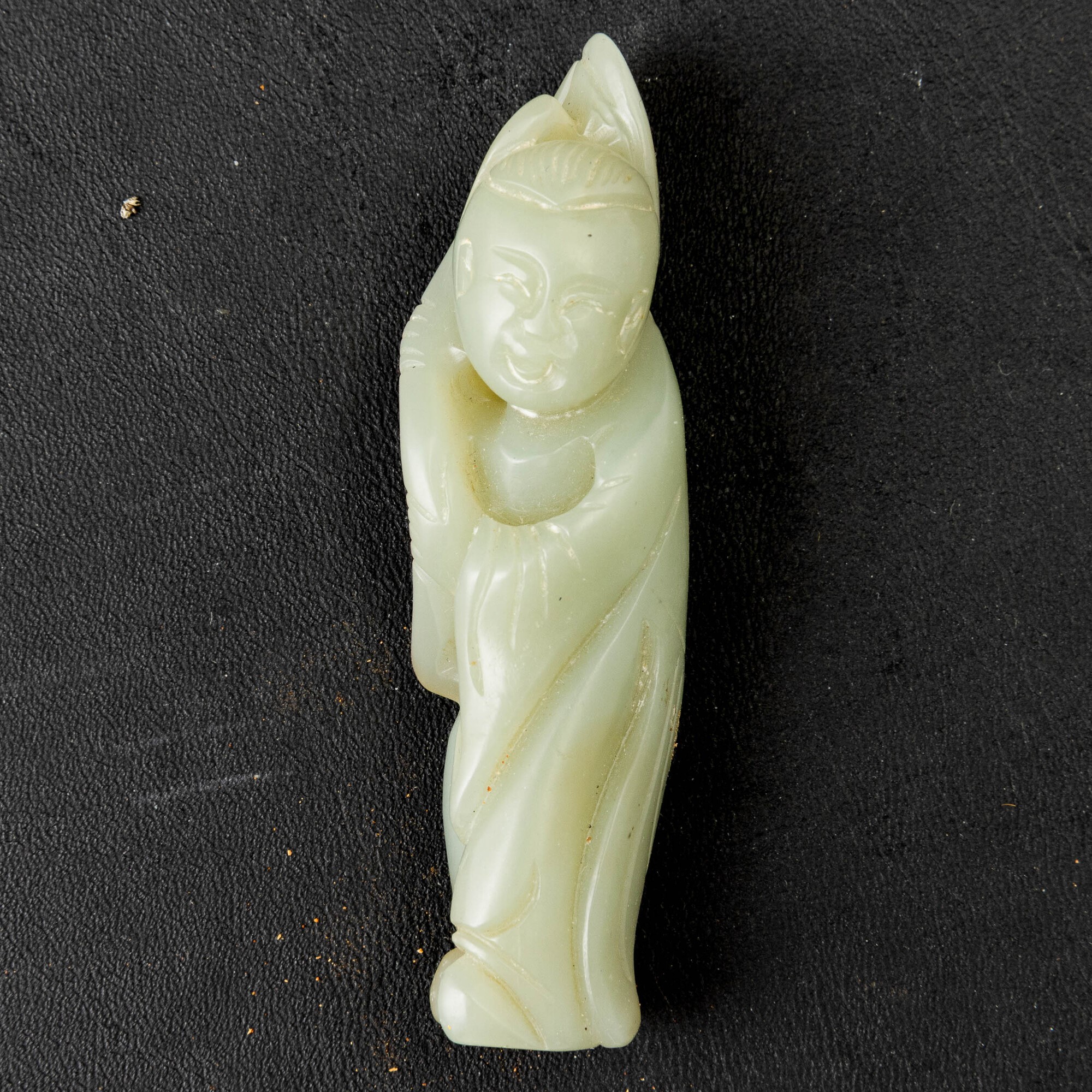 Figura di saggio in giada celadon, Cina, Dinastia Qing (XIX secolo)
