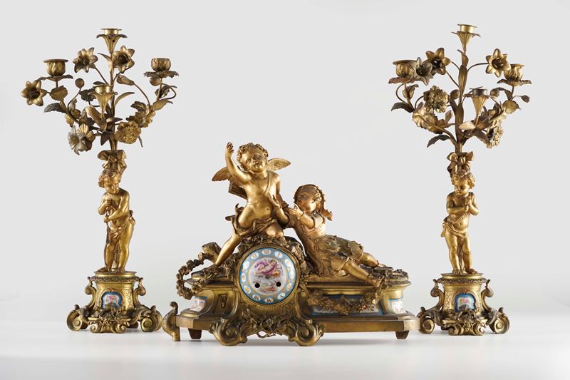 Trittico da camino in bronzo con porcellana di Sevres  - Auction Antiques - Cambi Casa d'Aste