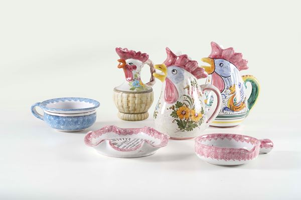 Gruppo di tre versatoi brocche a forma di gallo, Deruta Bassano