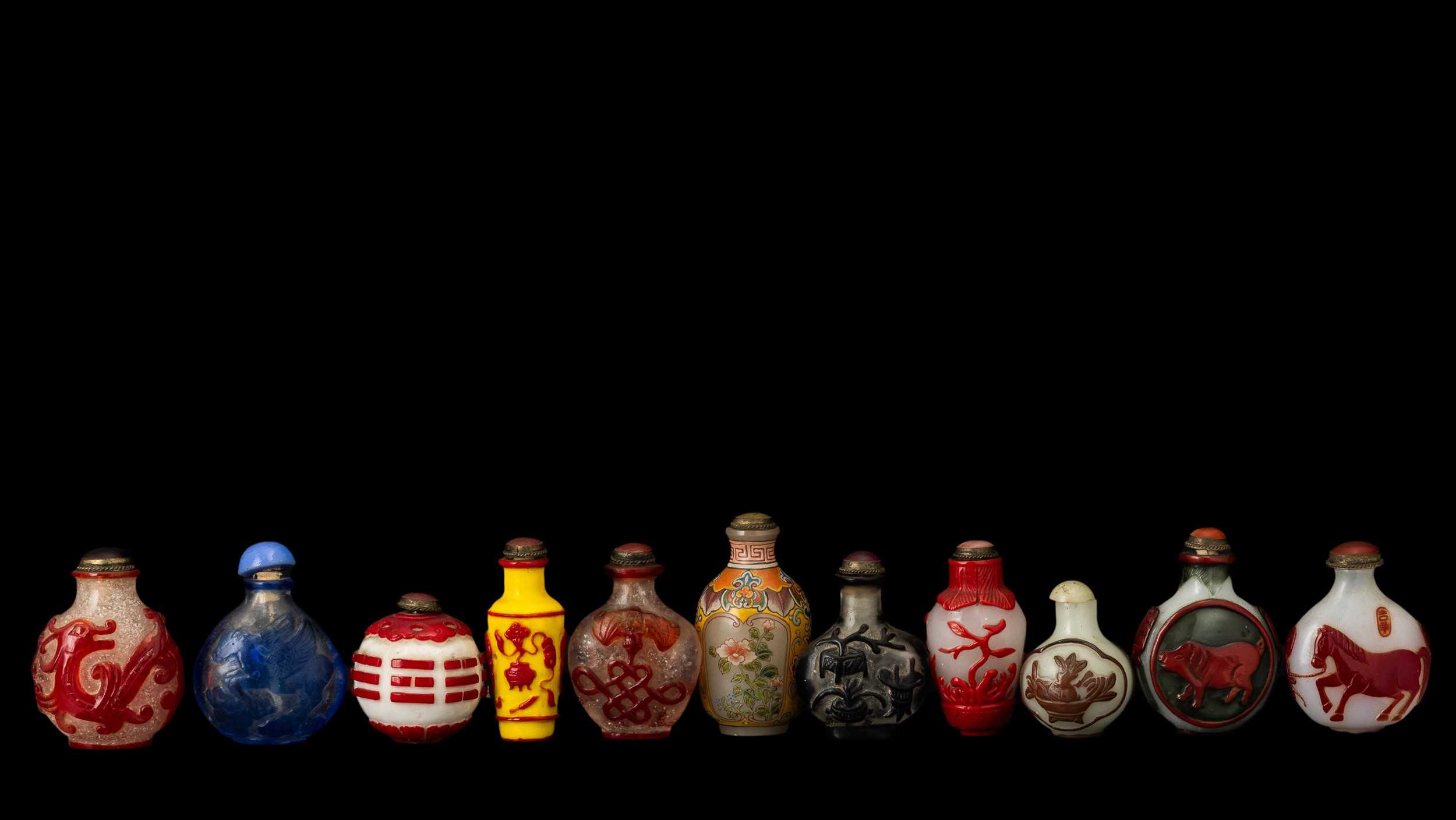 Cina, Snuff bottle in materiali diversi, Dinastia Qing, XIX–XX secolo