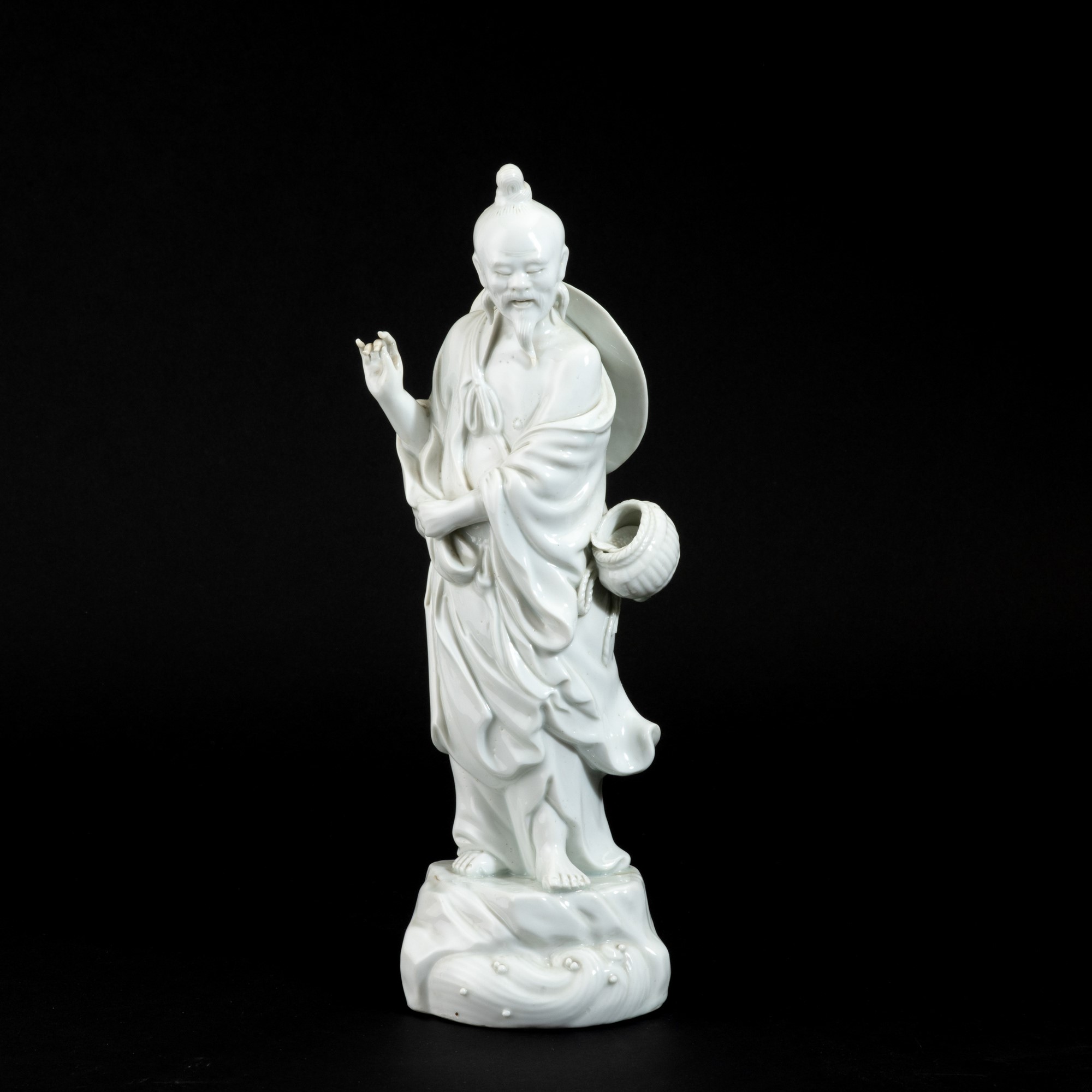 Figura di pescatore, Blanc de Chine, porcellana, Cina, XX secolo