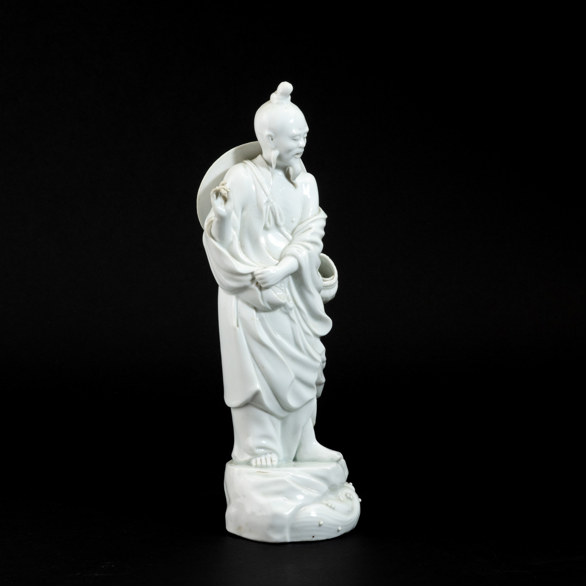 Figura di pescatore, Blanc de Chine, porcellana, Cina, XX secolo