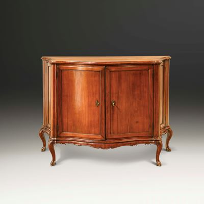 Credenza in ciliegio, stile Luigi XV, Veneto, XVIII secolo