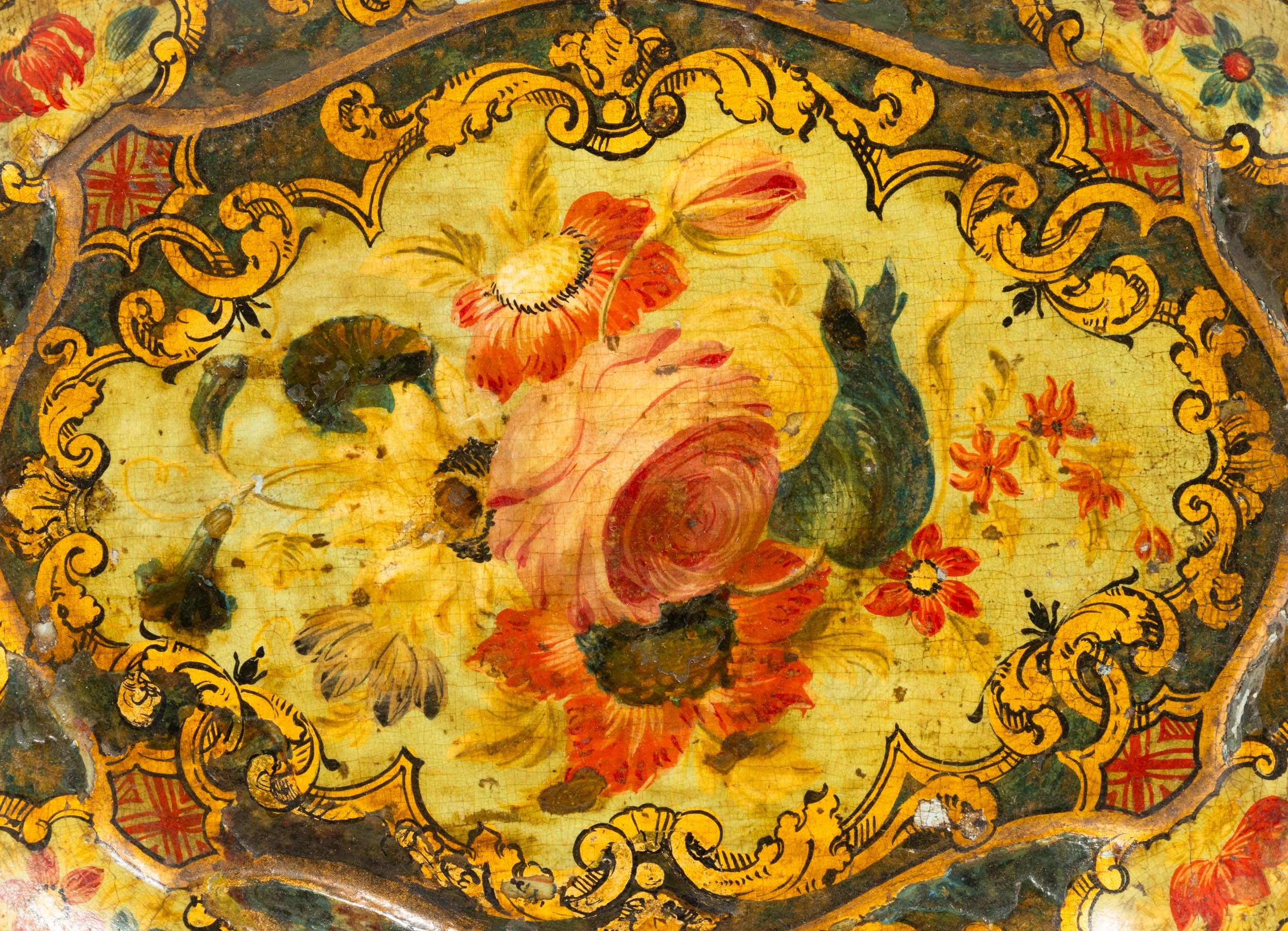 Vassoio laccato e dipinto. Venezia, XVIII secolo