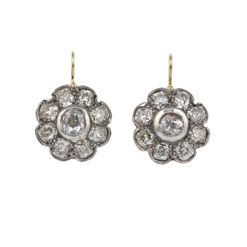Pair of old-cut diamond, gold and silver earrings  - Auction Fine Jewellery - Cambi Casa d'Aste