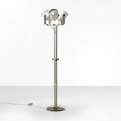 Brusasco e Torretta, Lampada da terra orientabile mod. P433