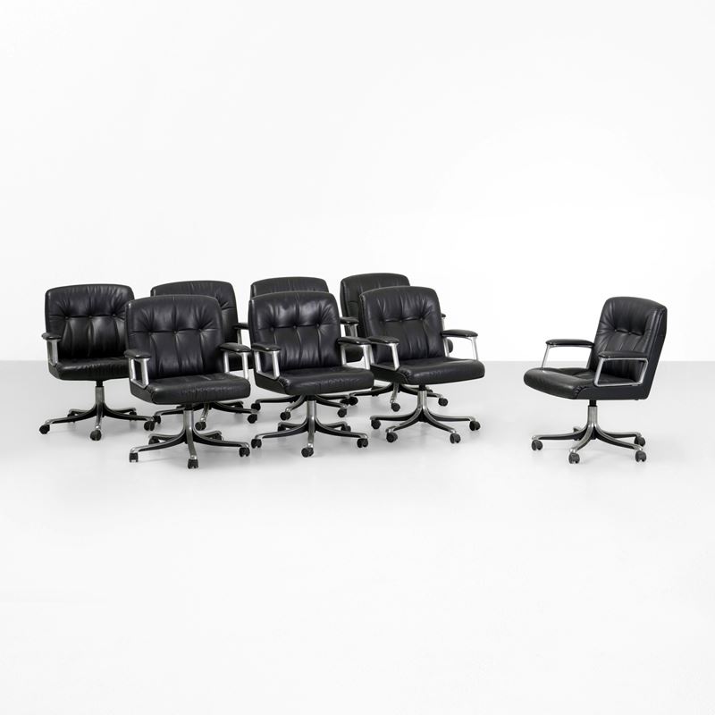 Osvaldo Borsani : Otto poltrone girevoli della serie P125  - Asta Design Lab - Cambi Casa d'Aste