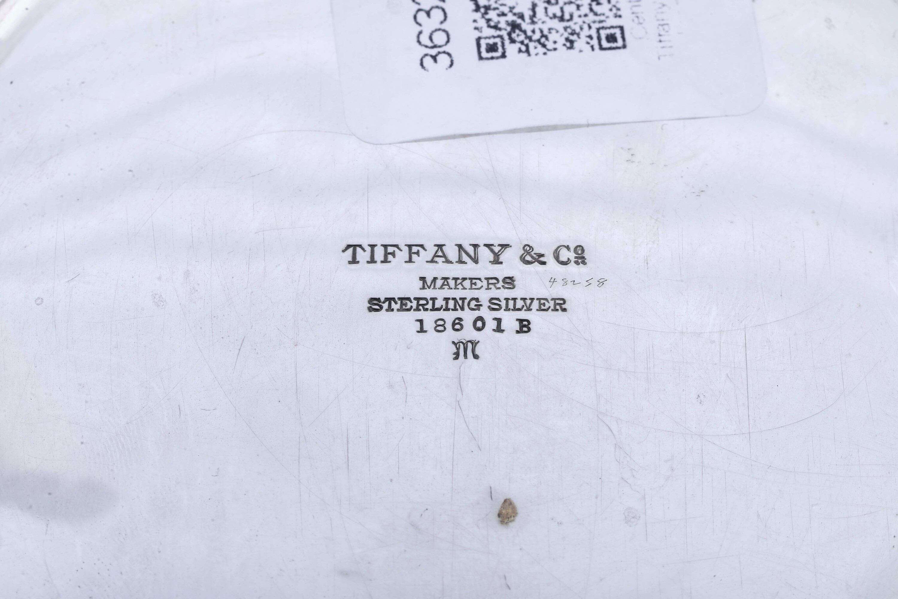 Tiffany, Centrotavola, argento 925 fuso sagomato e cesellato, USA, 1914