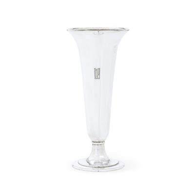 Tiffany, Vaso in argento 925 inciso (USA, 1924)