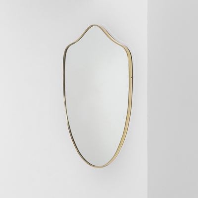 Produzione italiana, Specchio da parete con cornice in ottone e cristallo specchiato (ca. 1960)