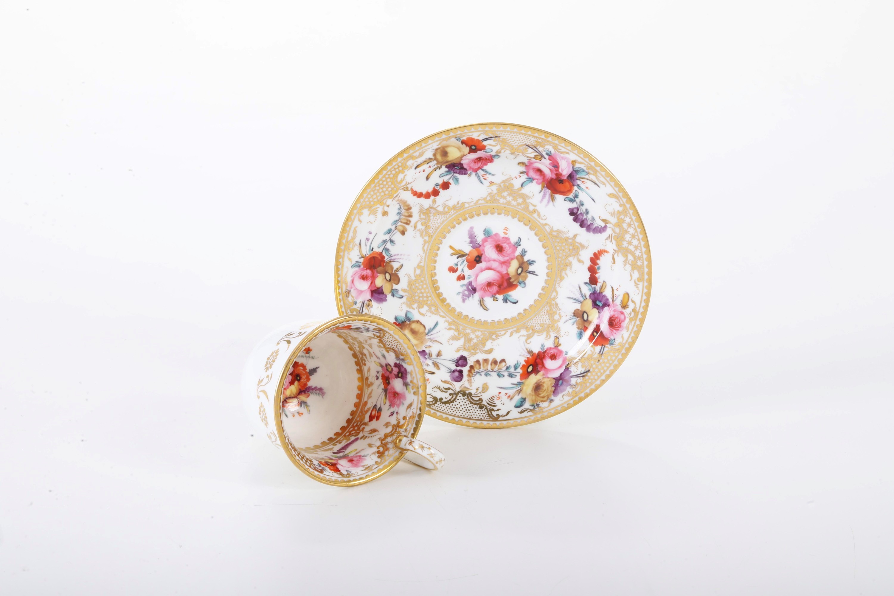 Probabile Inghilterra, Tazza con piattino in porcellana (1900 circa)