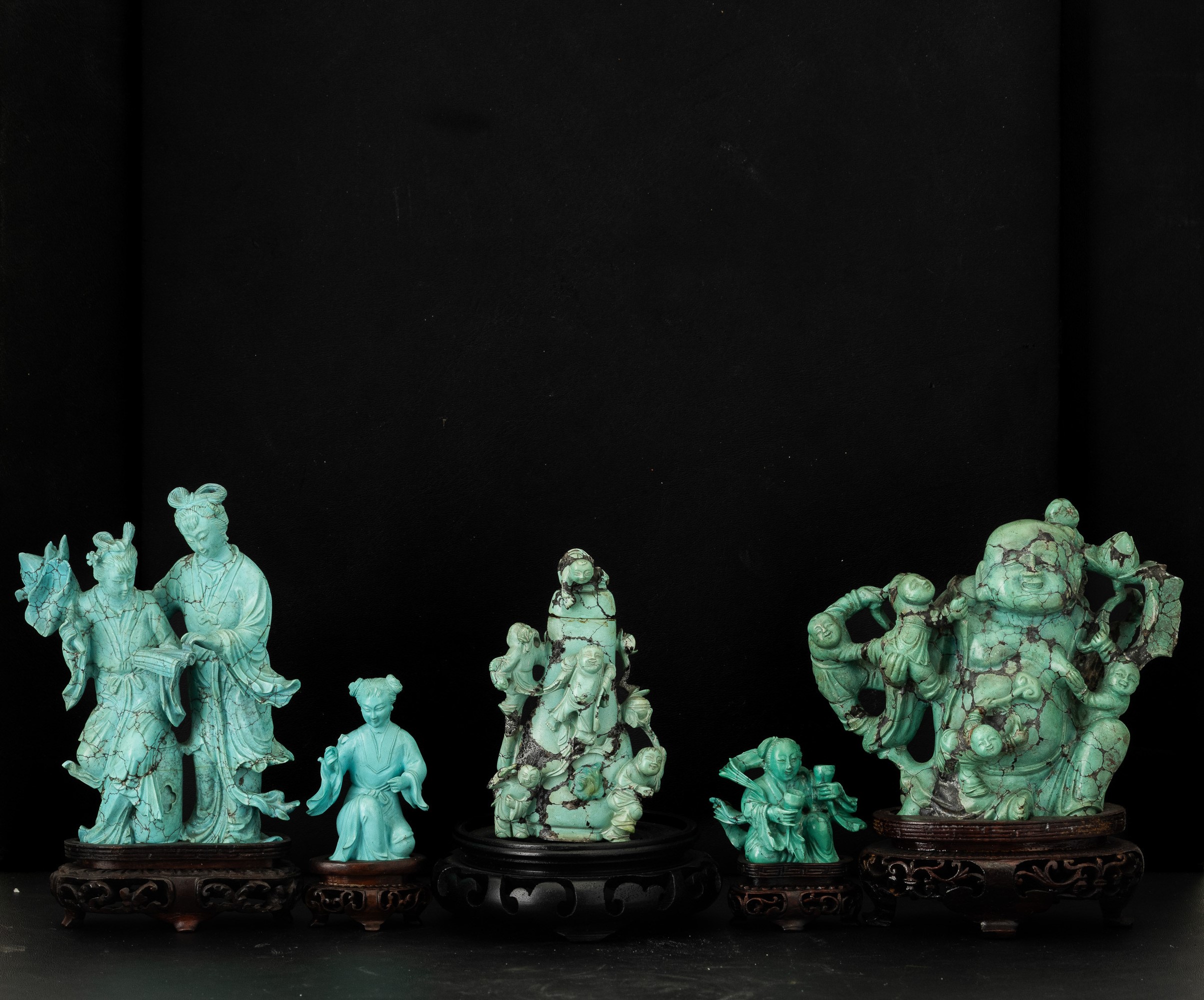 Cina, Dinastia Qing, Cinque figure in turchese raffiguranti personaggi,  XIX secolo