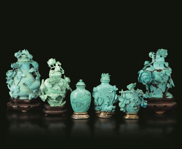 Lotto composto da sei vasi in turchese, Cina, Dinastia Qing, XIX secolo