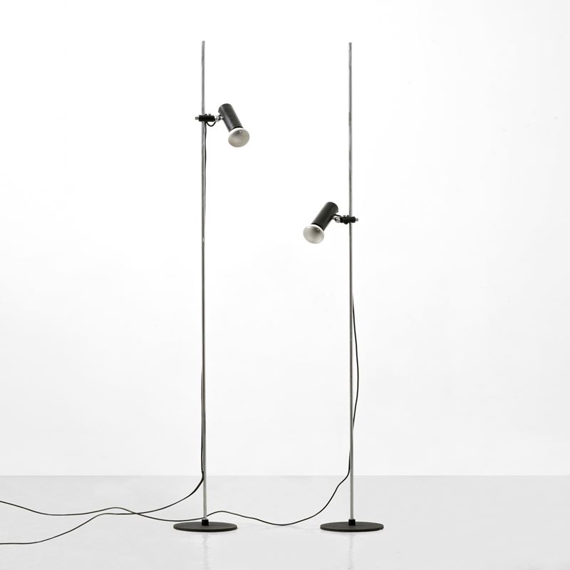 Gino Sarfatti : Due lampade da terra mod. 1055/SP  - Asta Design - Cambi Casa d'Aste