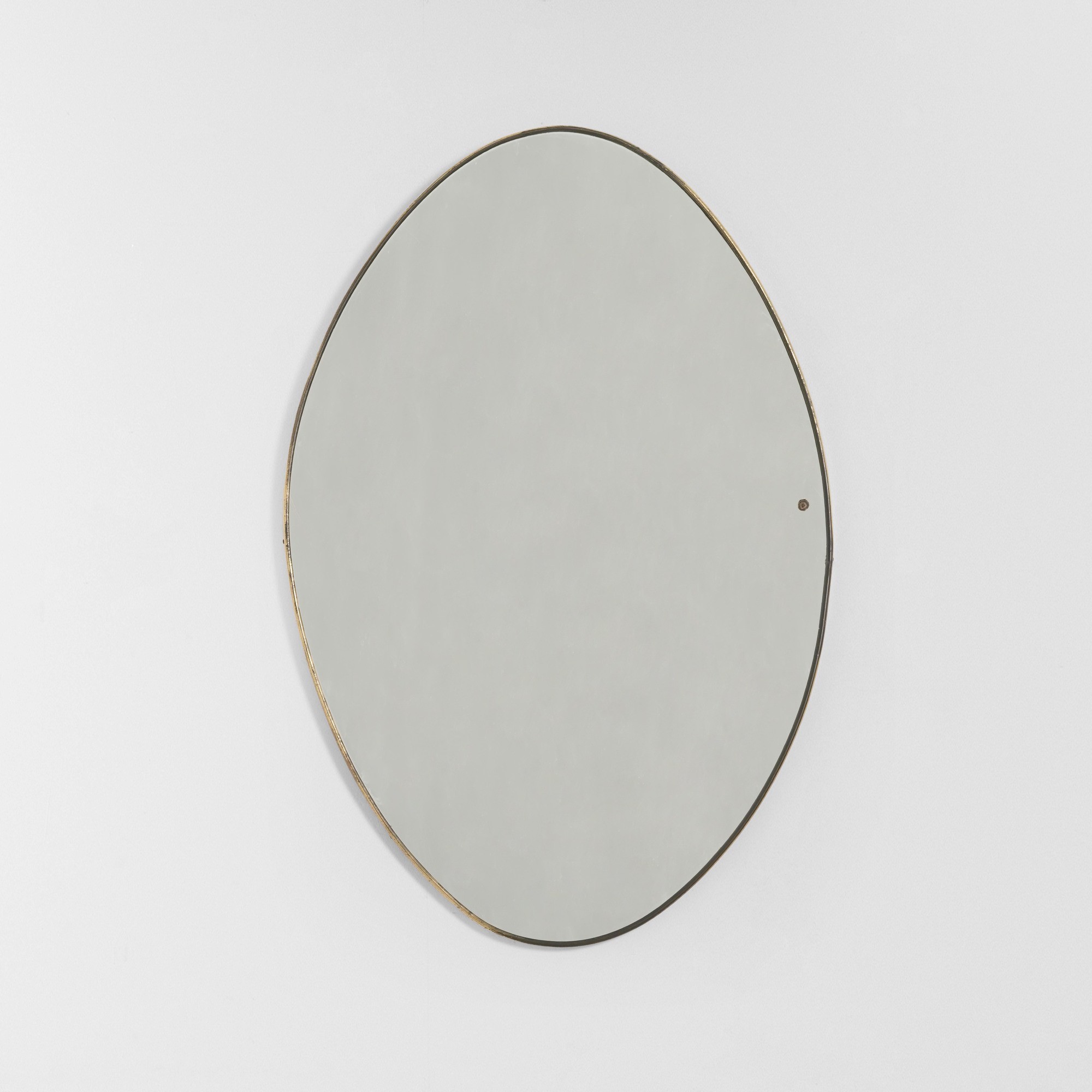 Specchio da parete, cornice in ottone e cristallo specchiato, produzione italiana (ca. 1960)