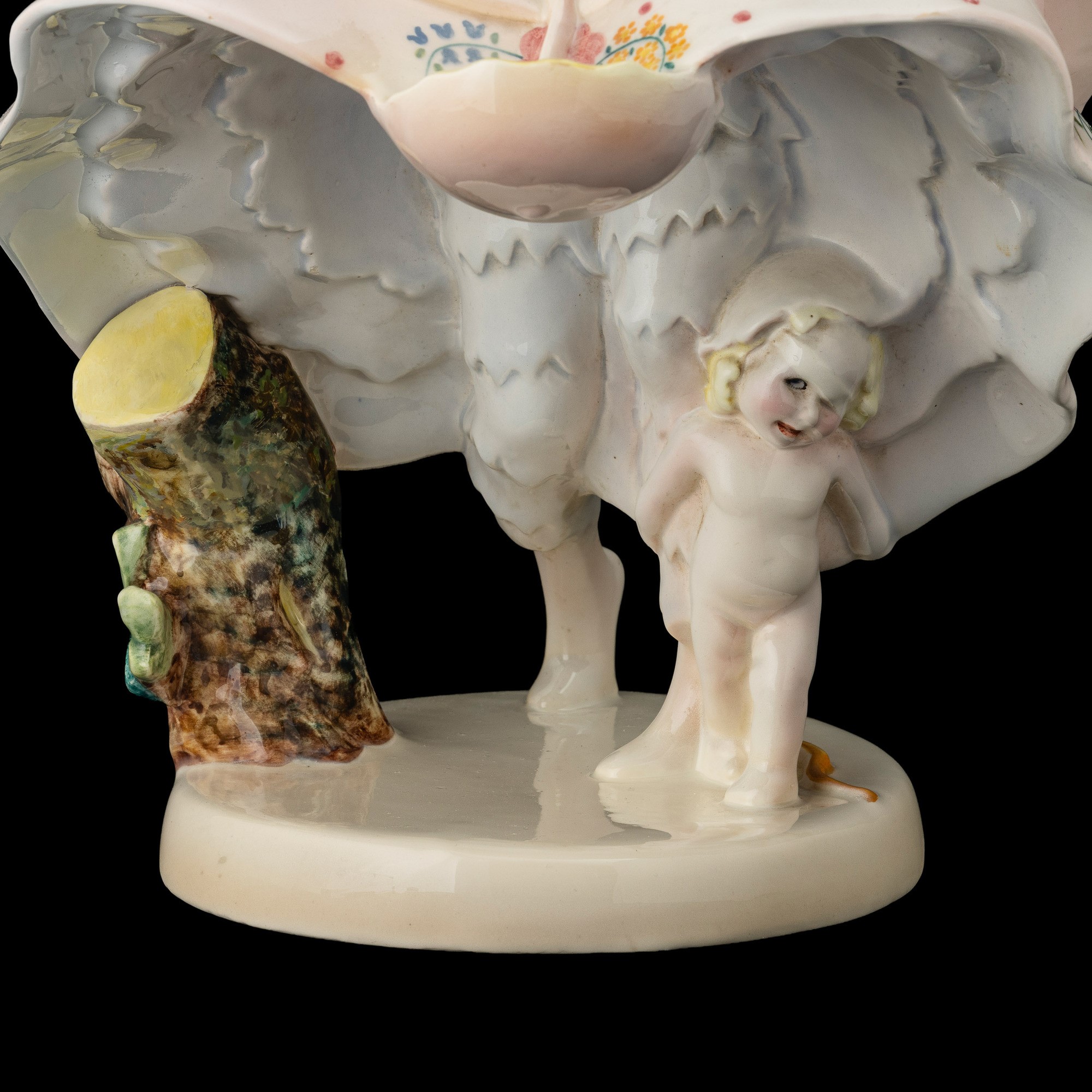 Sandro Vacchetti - Torino, circa 1940 - Vento di Primavera, scultura di dama in terraglia policro...
