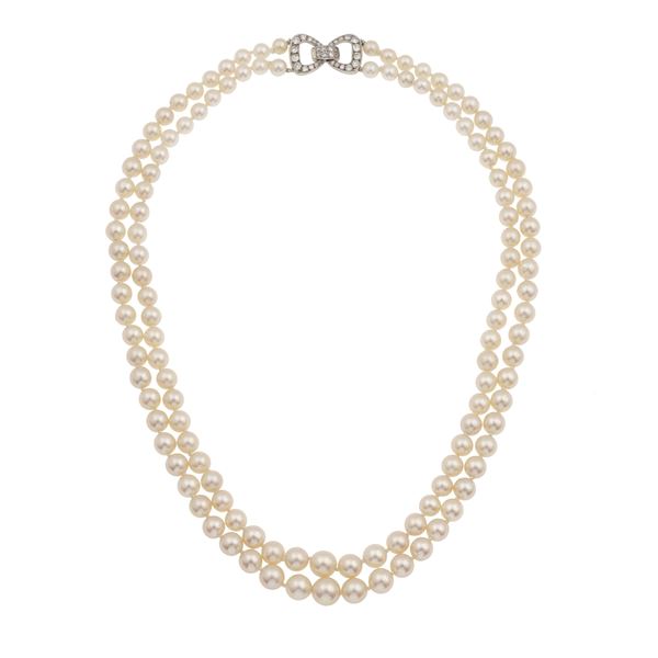 Collana con due fili di perle coltivate