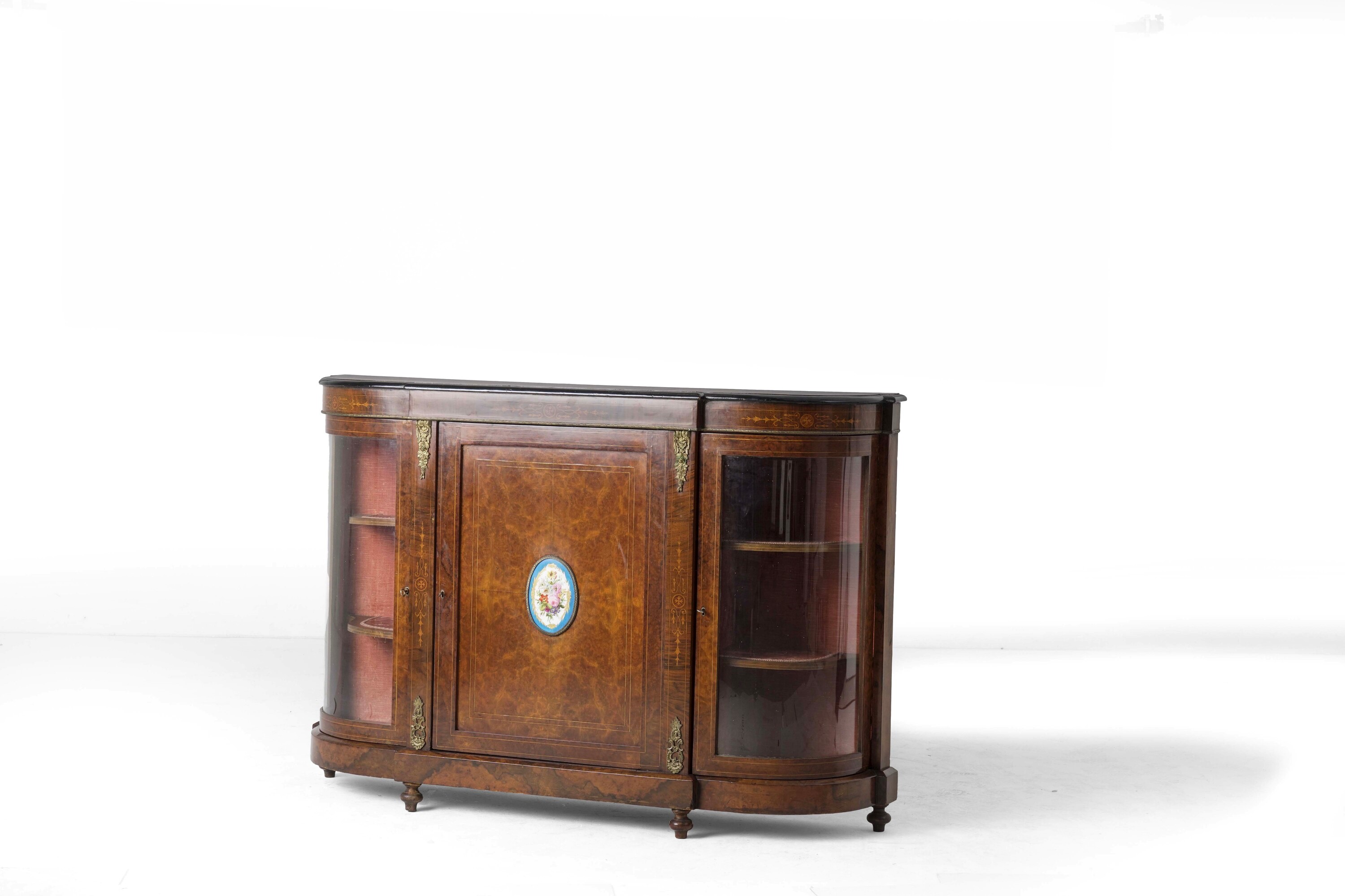Credenza Bassa con Placca in Porcellana e Ante a Vetri