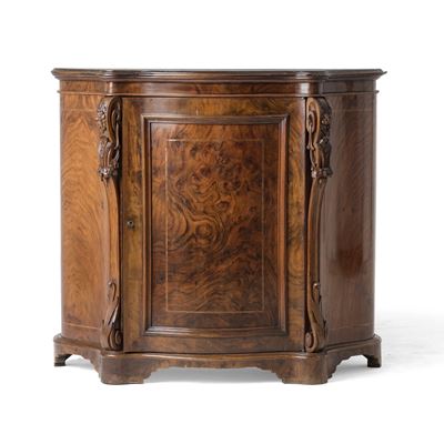 Piccola credenza a un’anta, struttura in legno (cm 116x40x104)