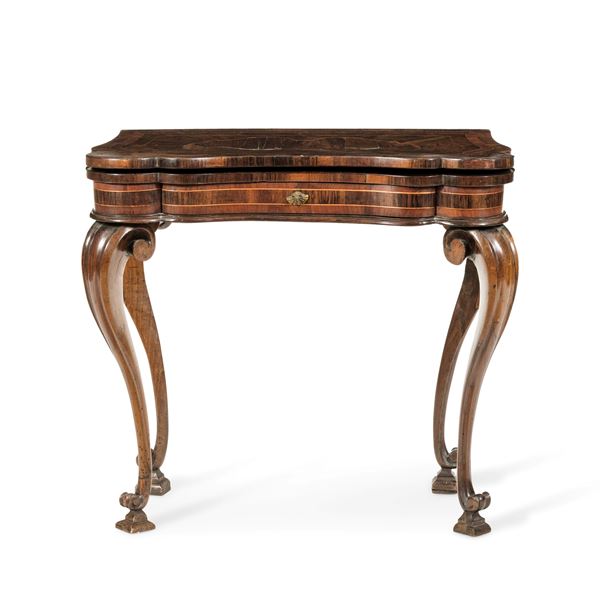 Tavolino da gioco. Modena, metà del XVIII secolo