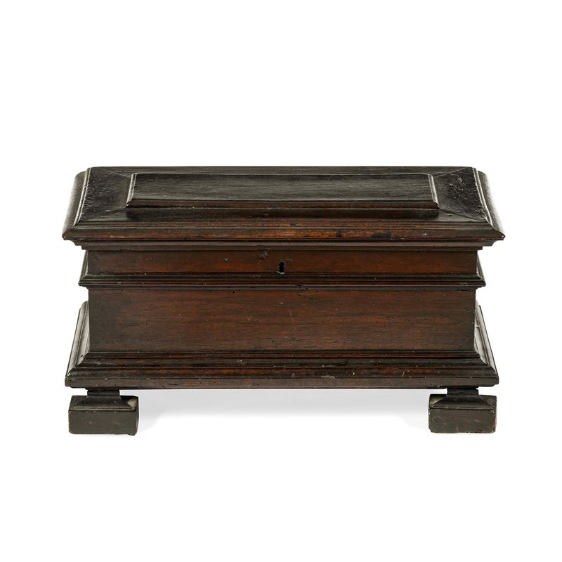 Cassettina a urna. XVII secolo  - Auction Italian Mansions - Cambi Casa d'Aste