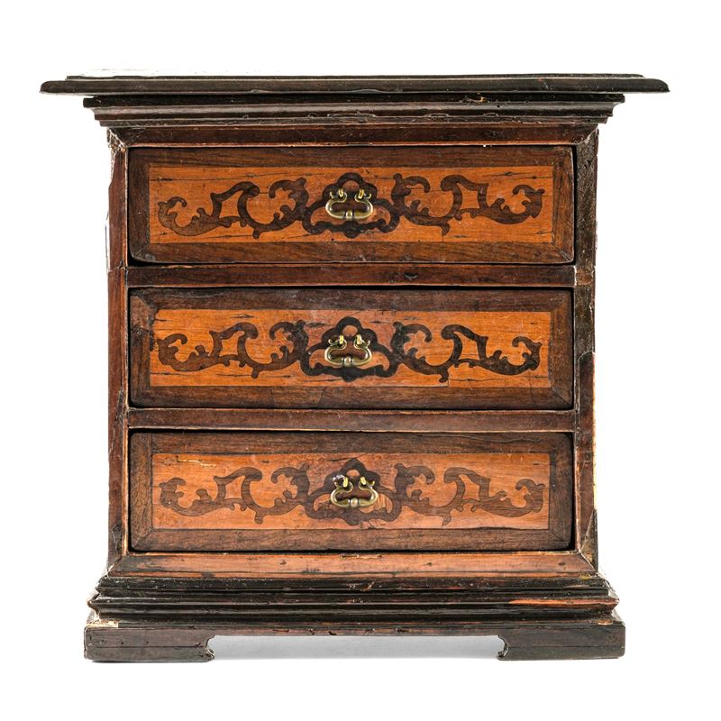 Modellino di cassettone. XVII secolo  - Auction Italian Mansions - Cambi Casa d'Aste