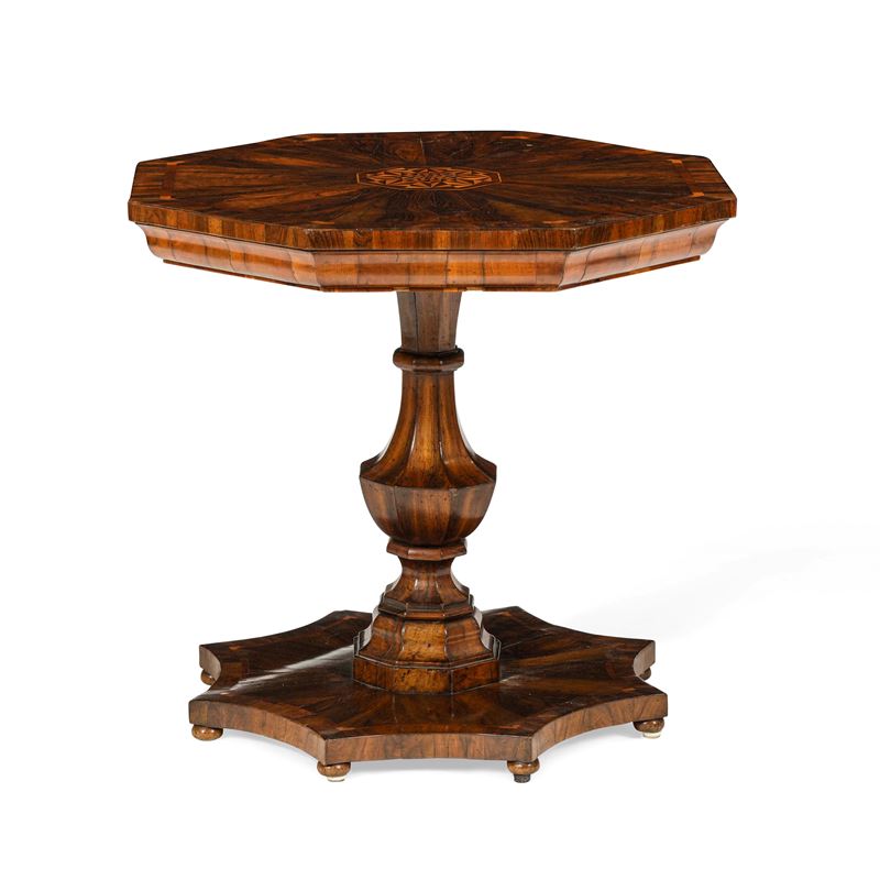 Tavolo ottagonale. XIX secolo  - Auction Italian Mansions - Cambi Casa d'Aste