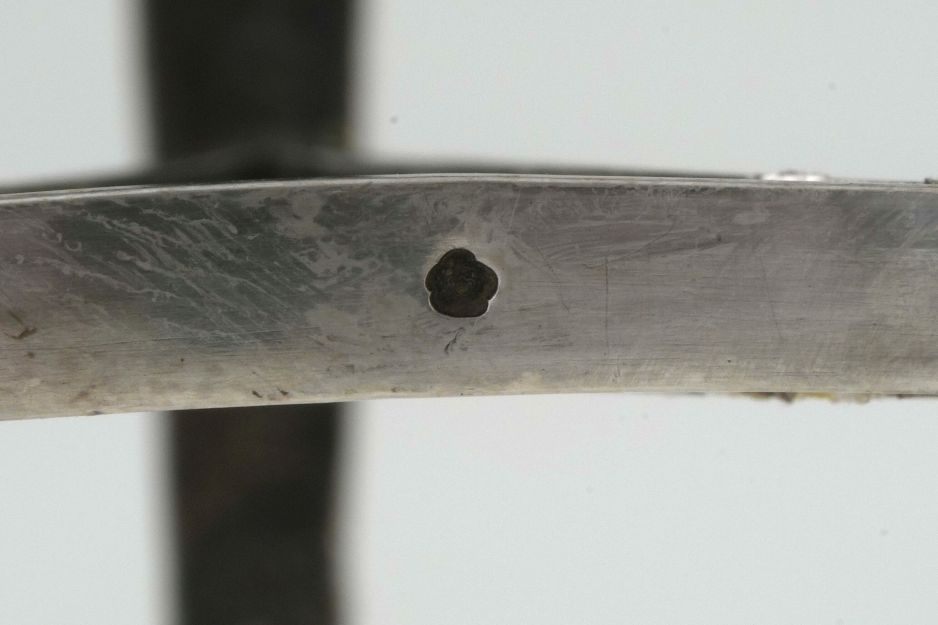 Argento del XX secolo, Oliera con acetoliera e ampolle in vetro blu cobalto