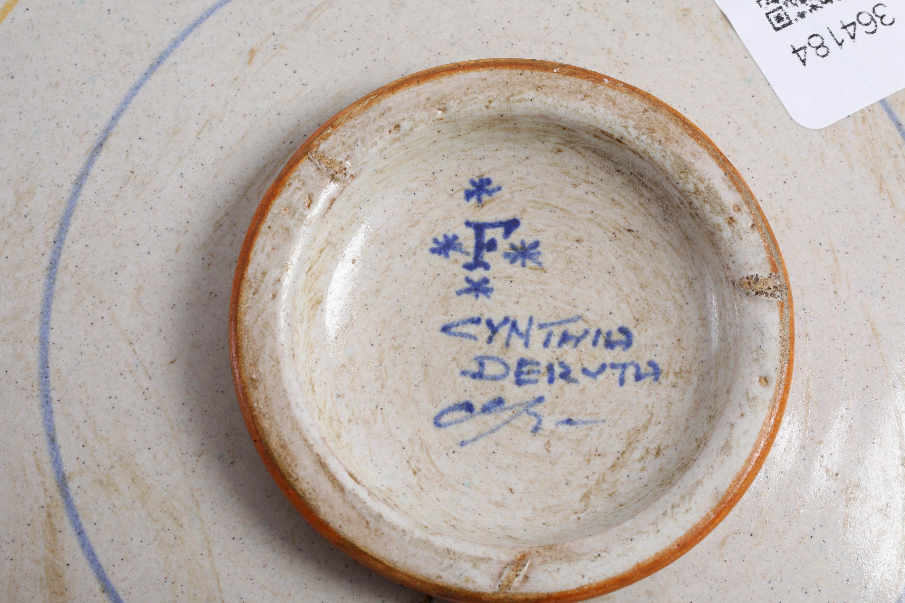Deruta, Due piatti in maiolica, XX secolo