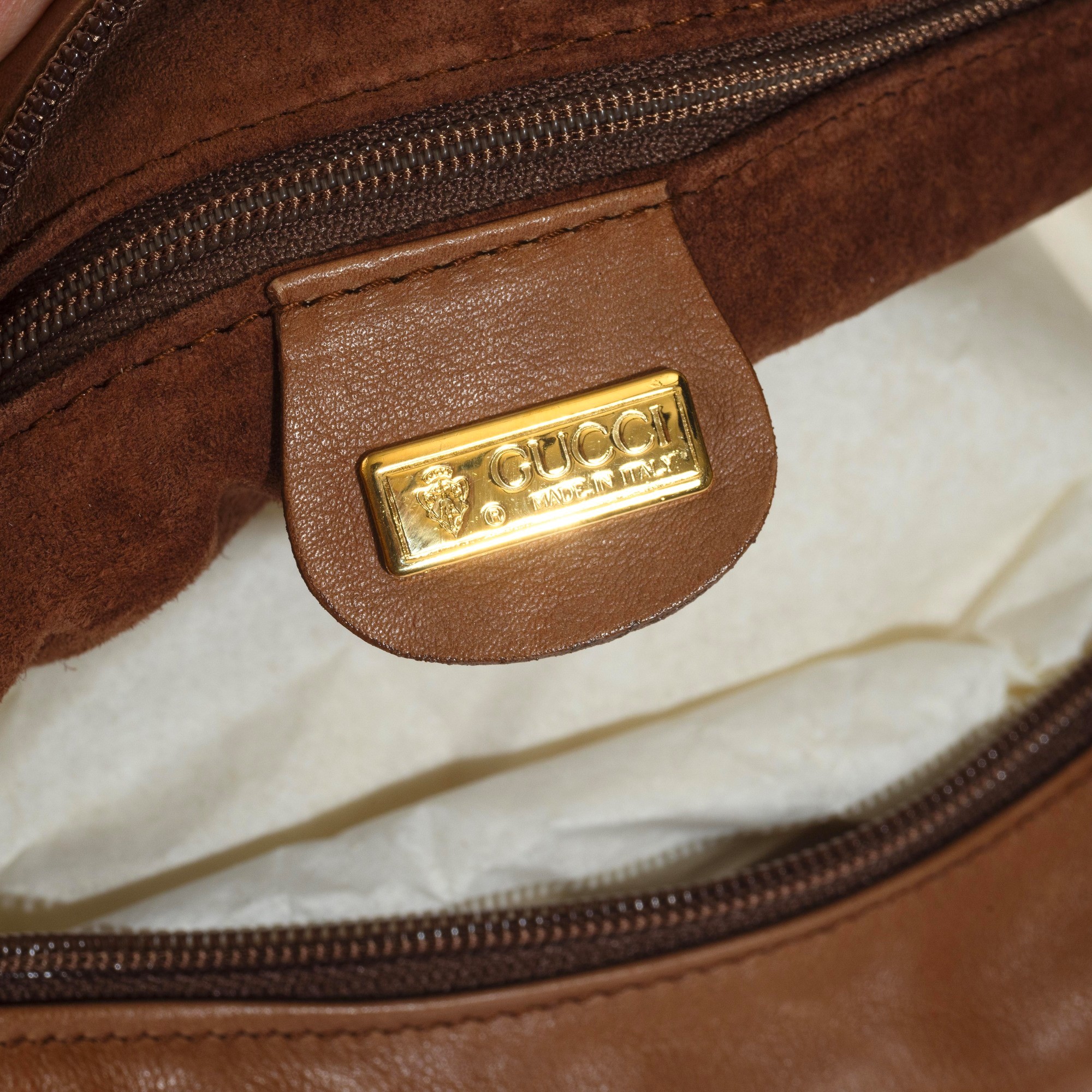 Gucci - Borsa a tracolla in pelle marrone