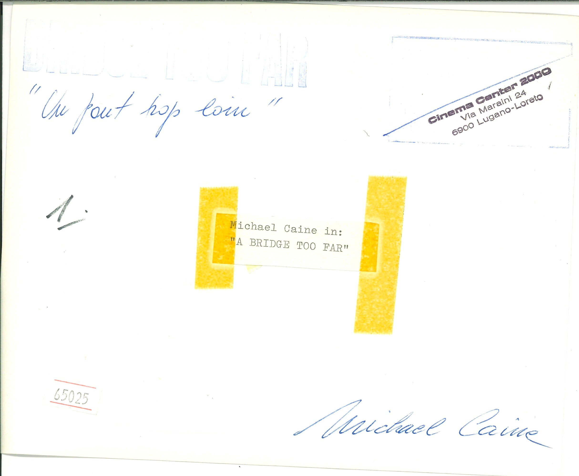 Lotto di quattro fotografie di grandi produzioni americane Michael Caine in "A bridge too far"; S...