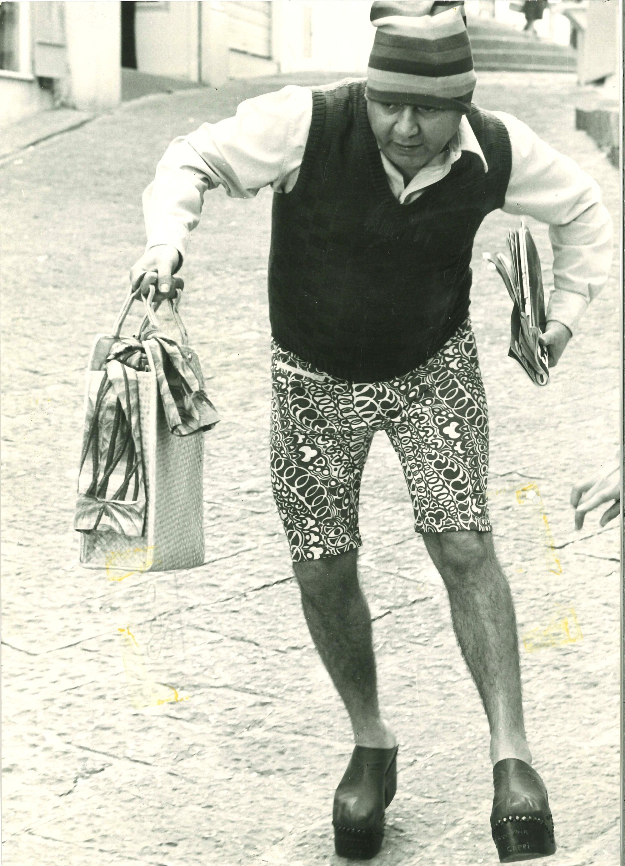 Fotografi anonimi, Lotto di cinque fotografie di commedie italiane, stampe in b/n, 1970 ca.
