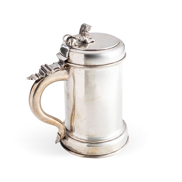 Tankard. Argenteria artistica milanese del XX-XXI secolo, argentiere Gabriele De Vecchi