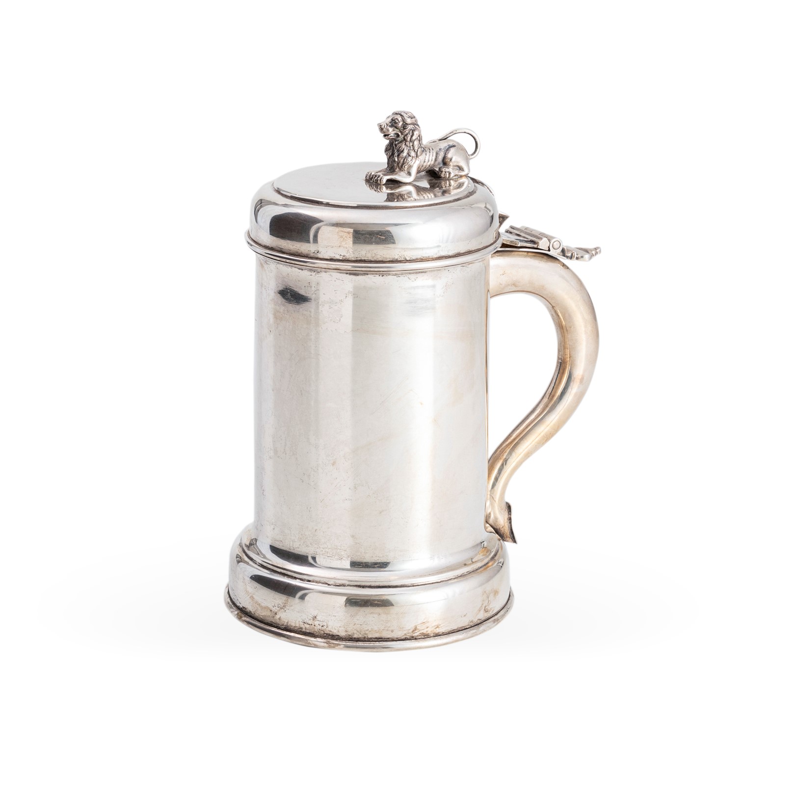 Gabriele De Vecchi, Tankard in argento fuso e sagomato (argenteria artistica milanese) XX-XXI sec...
