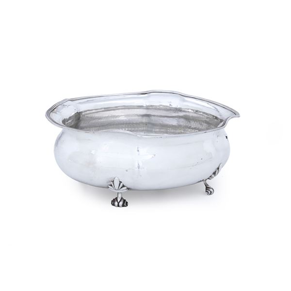 Bowl centrotavola. Argenteria italiana del XX secolo, argentiere Calegaro, Padova