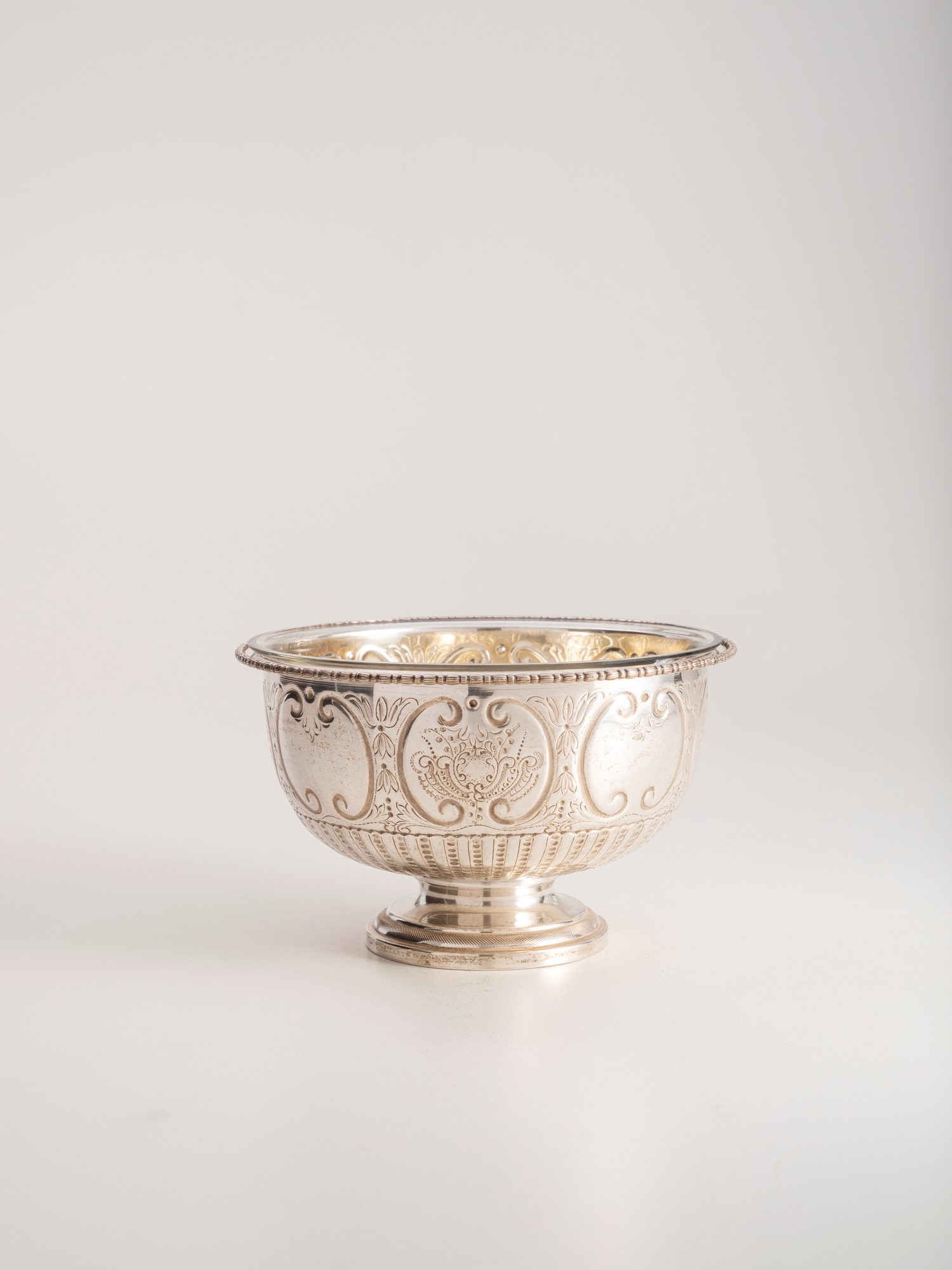 Silver House, Ciotola in argento fuso e sagomato (argenteria milanese, XX secolo)