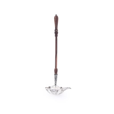 Silver House, Mestolo in argento fuso e sagomato con manico in legno