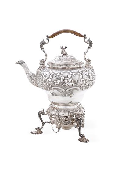 Tèiera, Londra 1817, argento fuso, sbalzato e cesellato