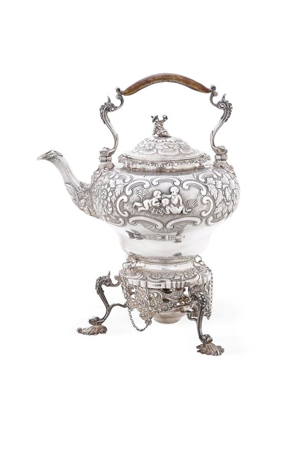 Tea kettle. Londra, 1817. Marchio parziale di difficile lettura