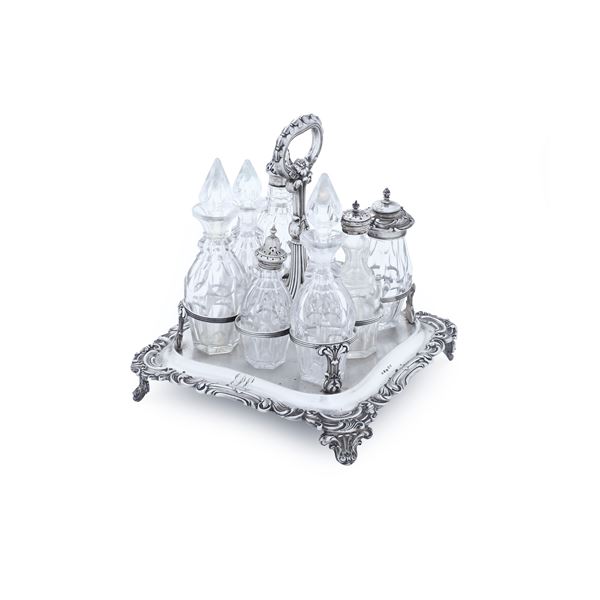 Cruet. Birmingham 1832, argentiere CR (non identificato)