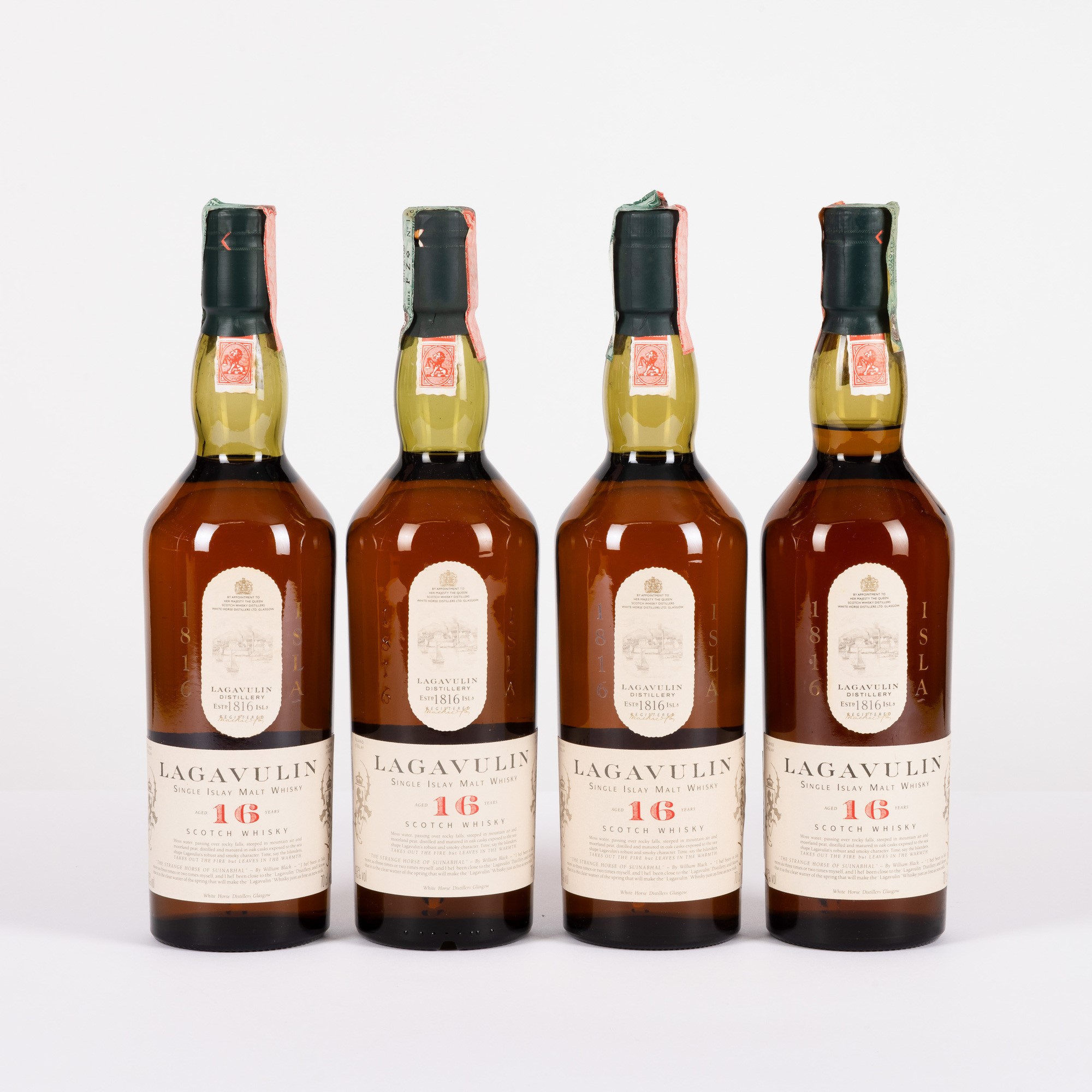 Lagavulin 16 Years, Single Islay Malt Whisky