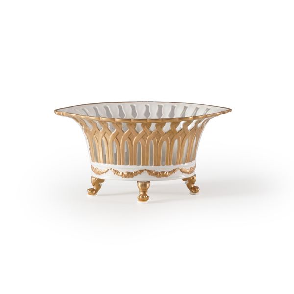 Centrotavola in ceramica bianca e oro