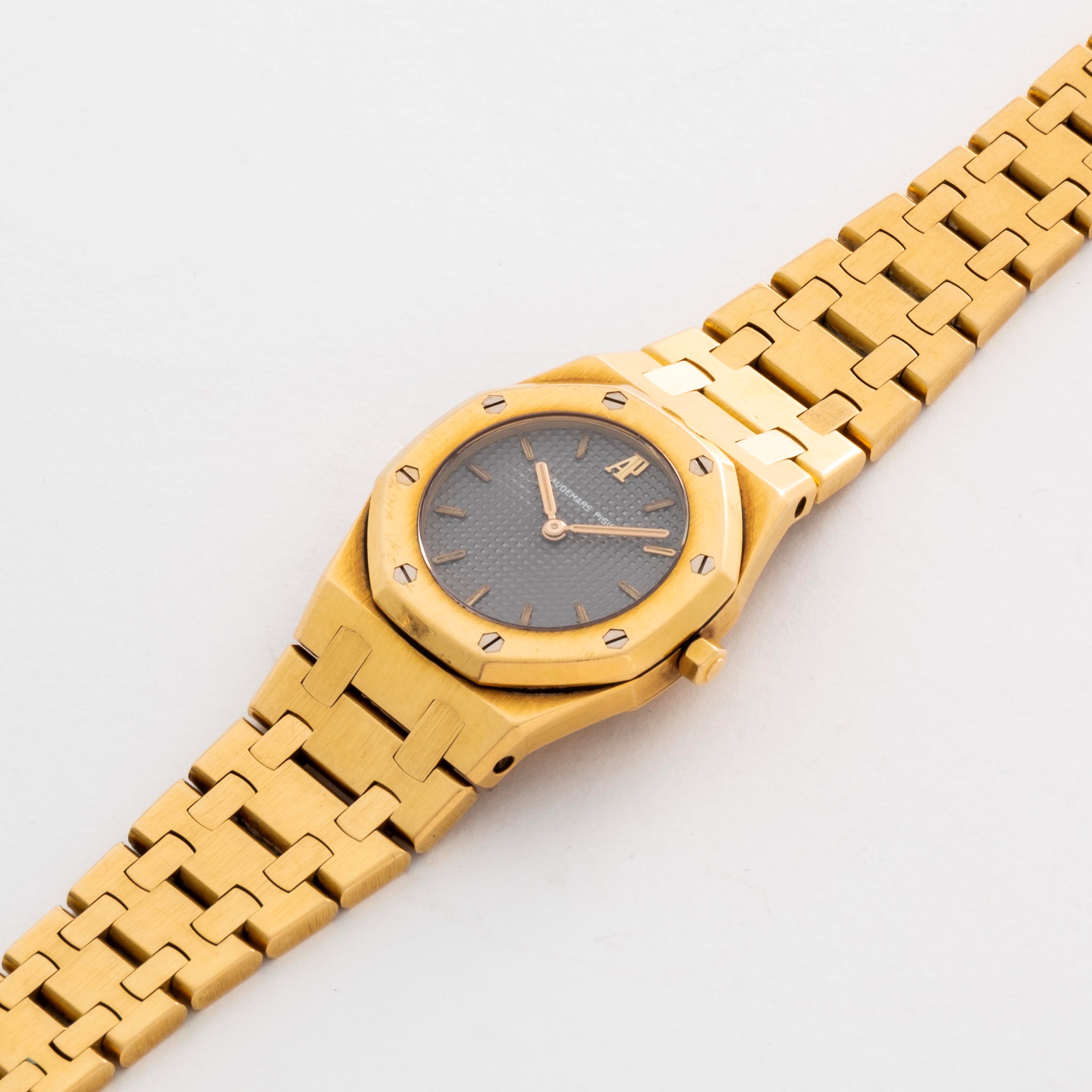 Audemars Piguet - Royal Oak Lady ref. 6007BA, oro giallo 18k, quarzo, quadrante grigio Tapisserie