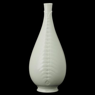 Vaso a goccia in porcellana a smalto celadon con decoro a foglie applicate